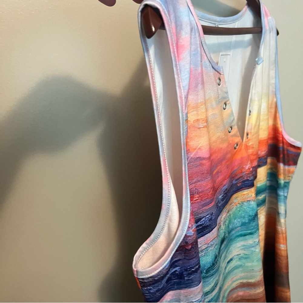 NWT plus size 2X Colorful Sleeveless Tank top V neck stretchy cool beachy style - Picture 4 of 7